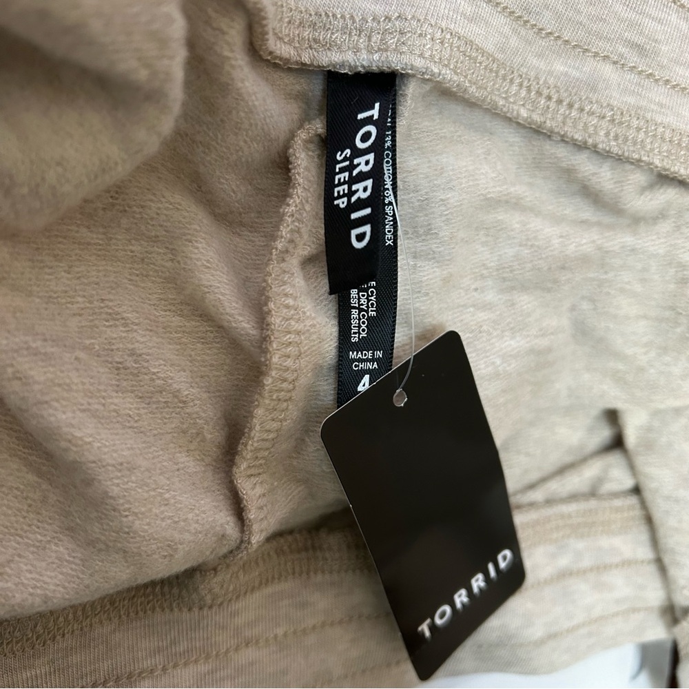 Torrid Dream Fleece Relaxed Lounge Short in Cream - 4X - Picture 4 of 8